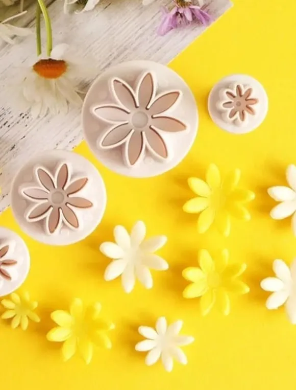 Daisy Tusensköna Utstickare Plunger 4 st - BakeCake