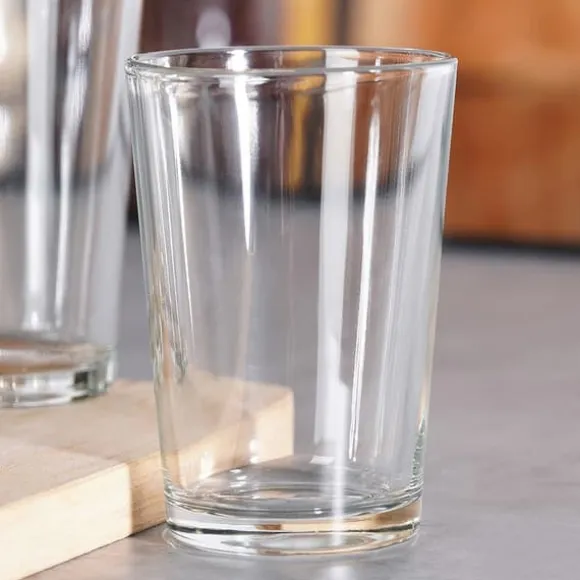 Dryckesburk med kran och guldfärgat stativ 4,2 l + 12 glas 200 ml