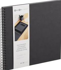 Fotoalbum Black med vita blad 35x31,5cm Bigso Box of Sweden
