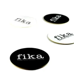 Glasunderlägg 4-pack "Fika" svart och vit