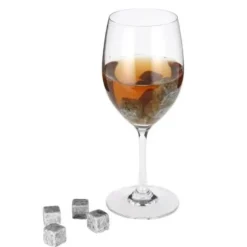 GL11091 - Set med 6 stycken granitwhiskystenkuber. Glaciärsten. bulk naturlig kylare till jul. redskap