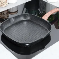 Granit stekpanna set 20 / 24 / 28 cm + Grillpanna 28x28 cm BLACK&WOOD 4 st.