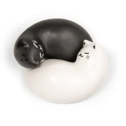 Kikkerland Purrfect salt- och pepparkar - Svart och vitt - 8,25 cm x 3,75 cm x 6,5 cm