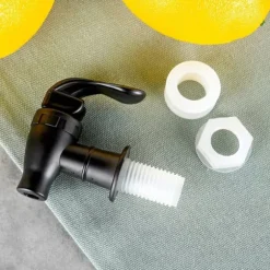 Kran för en burk med en dryckesautomat, mattsvart, VILDE 139668
