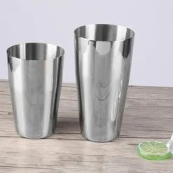 750ml550ml Rostfritt Stål Cocktail Shaker Cup Bar Bartender Dryckesmixverktyg Barware Set