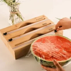 OBOSOE Bambudispenser för Plastfilm & Aluminiumfolie - Organizer för 12,5 tums Rullar | Inklusive Vaxpapper och Bakplåtspapper