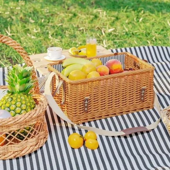 Picknickkorg i pil för 4, filt & bestick, flasköppnare & bord, komplett set, ljusbrun