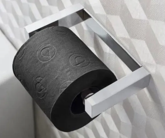 Renova svart parfymerat toalettpapper 16,1 m 3-lagers 140 ark 6 rullar