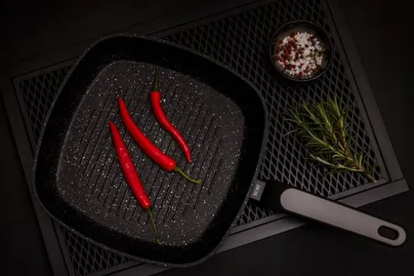 Salto Silver 28 cm grillpanna med non-stick-beläggning NOIS